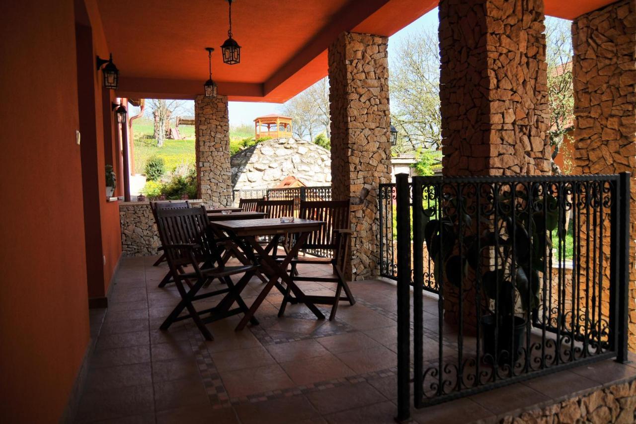 Harmonia Wellness Villa ซิลวาชวาร็อด ภายนอก รูปภาพ